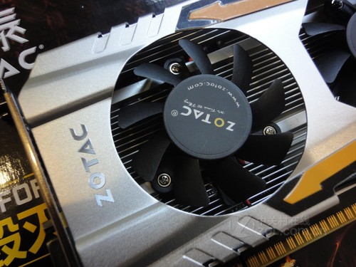 金河田GTX680显卡：外观简洁大方，性能亮眼  第4张