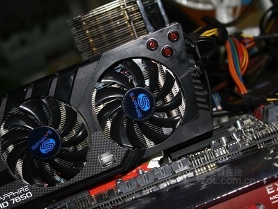 GTX960 vs 1050：显卡市场的王者之争  第3张