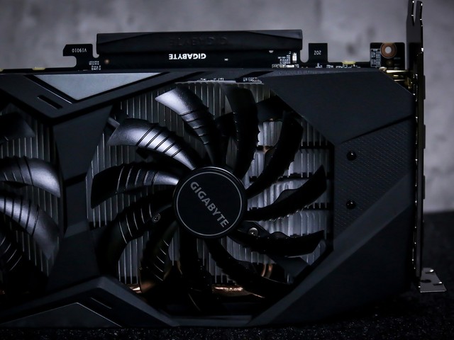 玩转游戏世界，gtx980 加AMD显卡组合让我身临其境  第4张