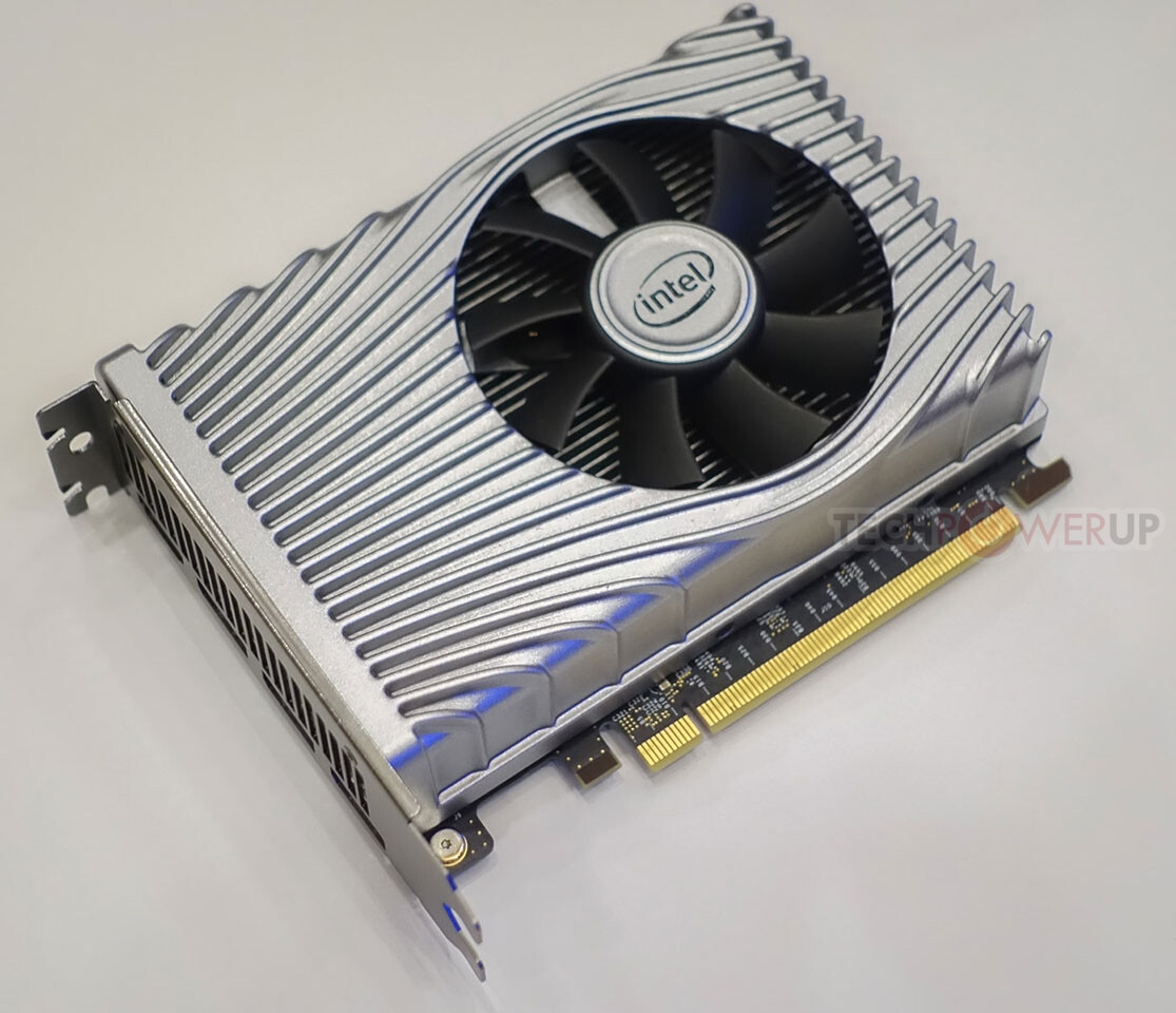 小巧身材，大能量释放！影驰GTX760 Mini带你畅快游戏  第2张