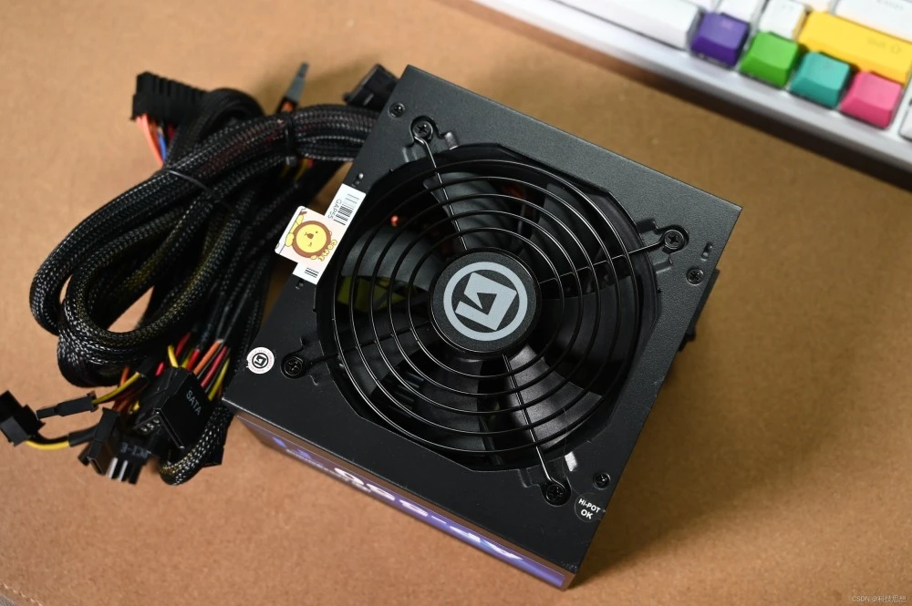 双路gtx980电源：游戏性能狂飙，稳定可靠护航，节能环保双管齐下  第4张