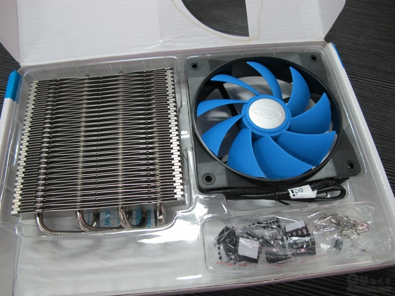 A8-7650K with Radeon™ R7 Graphics and Near Silent Thermal Solution A8-7650K处理器：性能超群，散热无噪音，你值得拥有  第4张