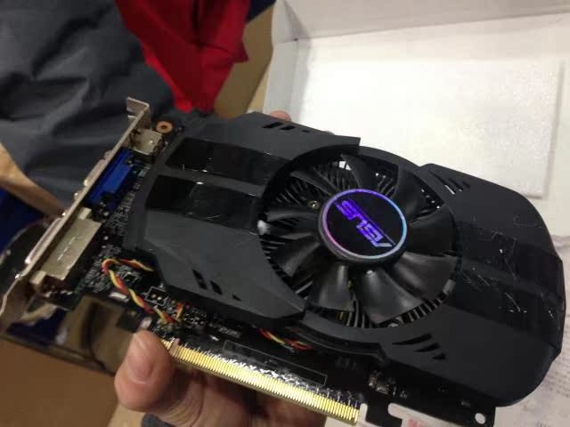 华硕gtx660ti龙骑士：稳定可靠，强大性能，静音散热，让游戏更畅快  第4张