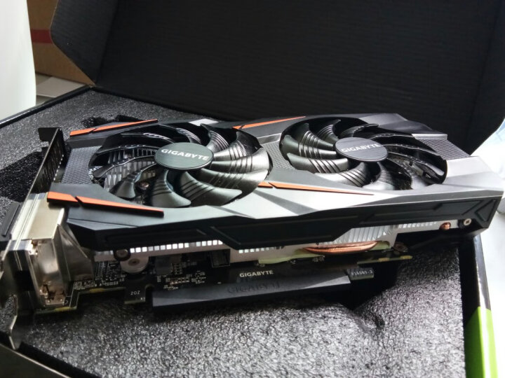 技嘉GTX1080Ti水冷版：三大亮点让你游戏体验燃爆  第3张