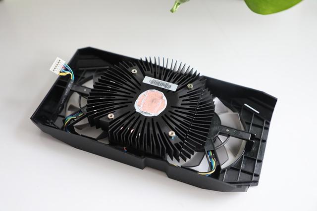 Nvidia最新gtx980内测版显卡震撼发布！性能超群，散热高效，画质细节精准  第6张