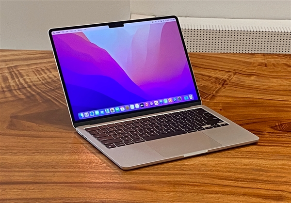 未来MacBook Pro将升级OLED屏：mini LED终究要退出舞台