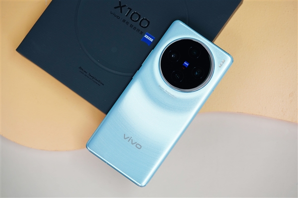 独特非对称的月环云阶！vivo X100星迹蓝图赏  第8张