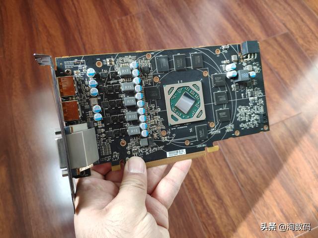 七彩虹gtx650ti外壳拆解评测：炫酷外观、简单拆解、强劲性能全面对比  第5张