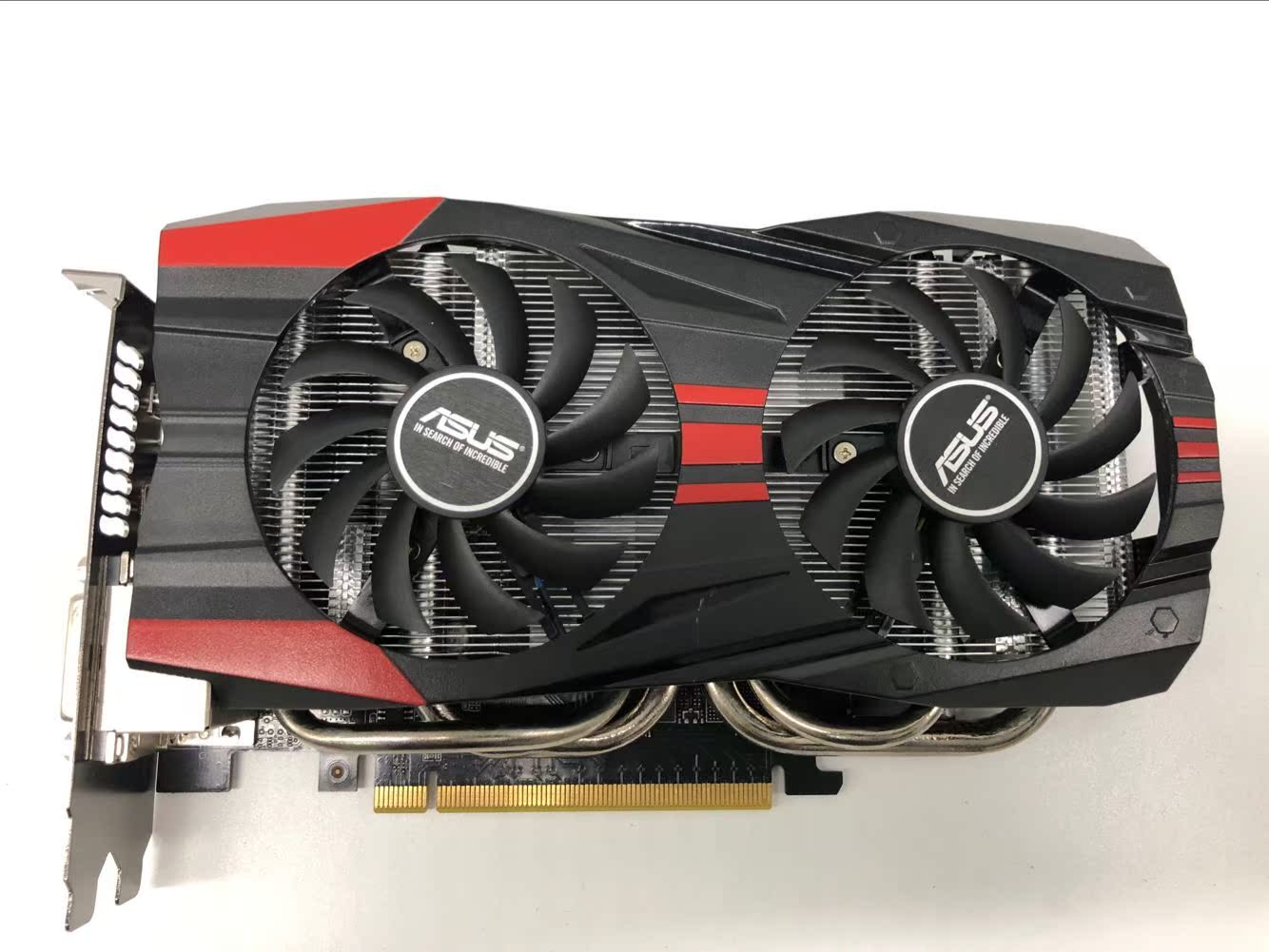 华硕GTX750：性能强劲，节能环保，让你尽情畅玩游戏  第1张