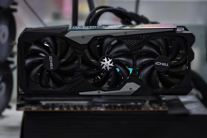 GTX980超级冰龙VS普通冰龙：性能散热对比，一目了然  第2张