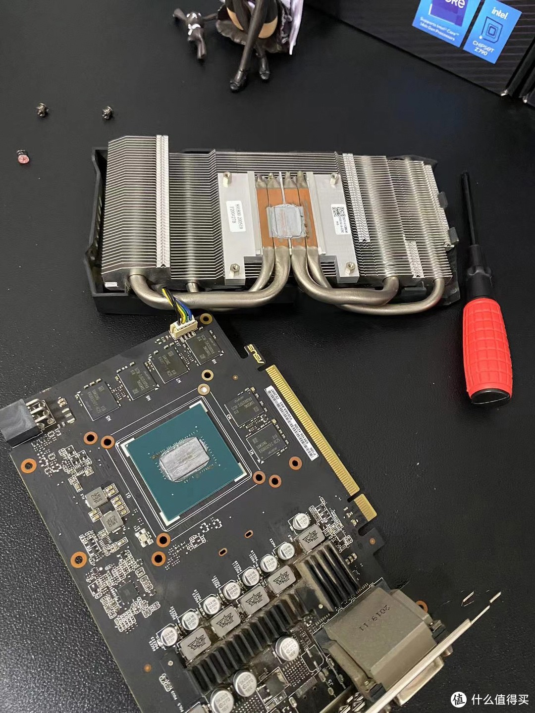 华硕猛禽GTX950 1355MHz：三大亮点让你的游戏体验更加顺畅  第6张