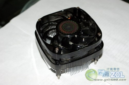 FX-8370 with Wraith cooler 全新散热器，稳定可靠安装体验  第2张