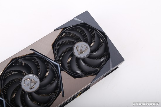 顶级科技感！gtx dx11：外观炫酷，性能超群，散热稳定