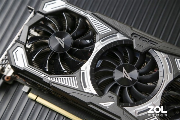 GTX Titan vs 1080：顶级显卡大对决，性能惊人，散热超给力  第3张