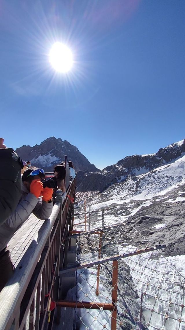 攀登中国神山，我与队友共同征服玉龙雪山巅  第5张