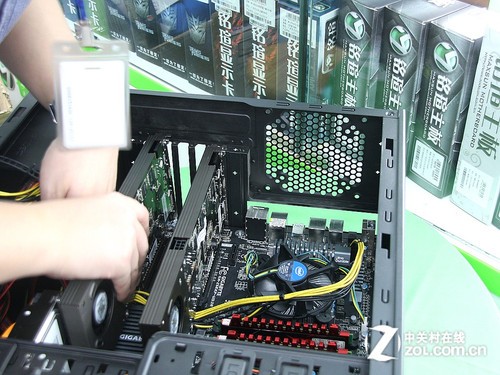 电脑爱好者的最爱：gtx780风l计算机启音  第1张