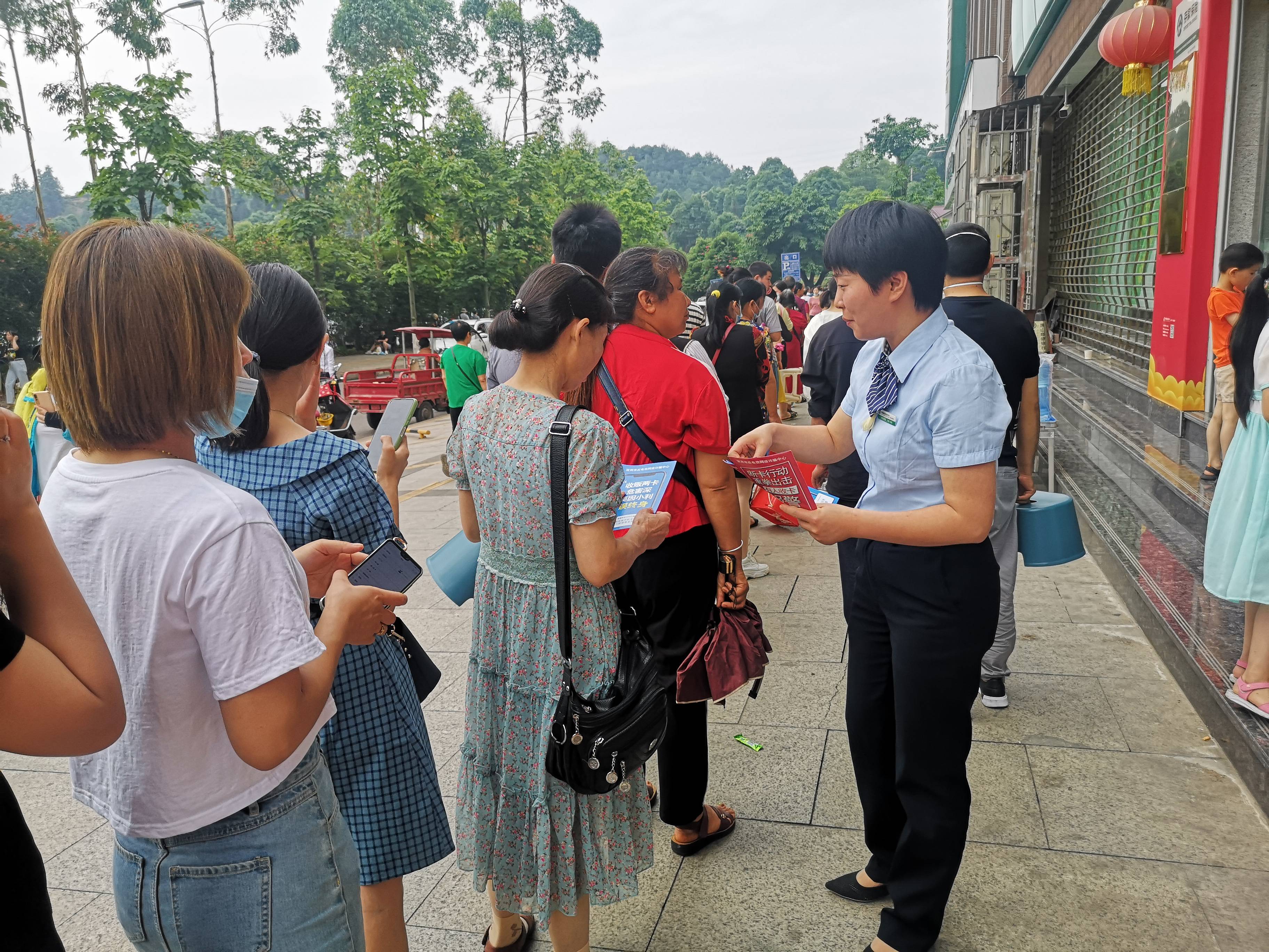 wow！服务器爆满排队5000人，1小时等待成风景，稳定性却让人惊艳  第4张