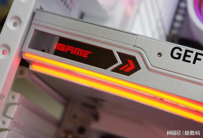 GTX1080Ti显卡水冷：告别卡顿，畅享游戏新境界  第1张