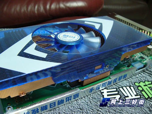 GTX 760 4G版：游戏性能大揭秘，校长亲测告诉你  第3张