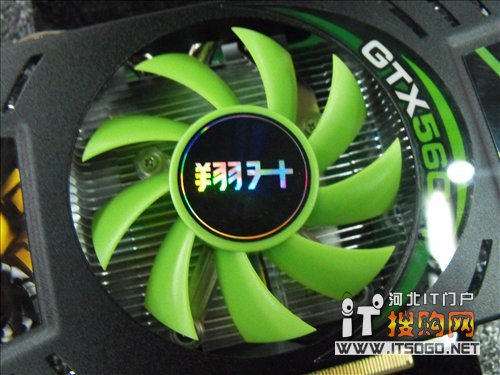 GTX 580显卡散热升级攻略，非公版散热器值得选购吗？  第6张