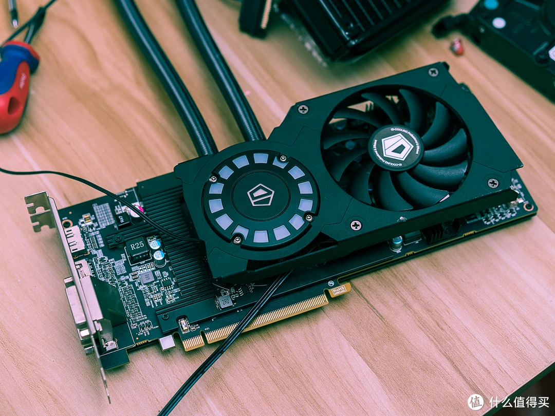 电竞爱好者热议！GTX750ti升级水冷，性能提升静音运行  第1张