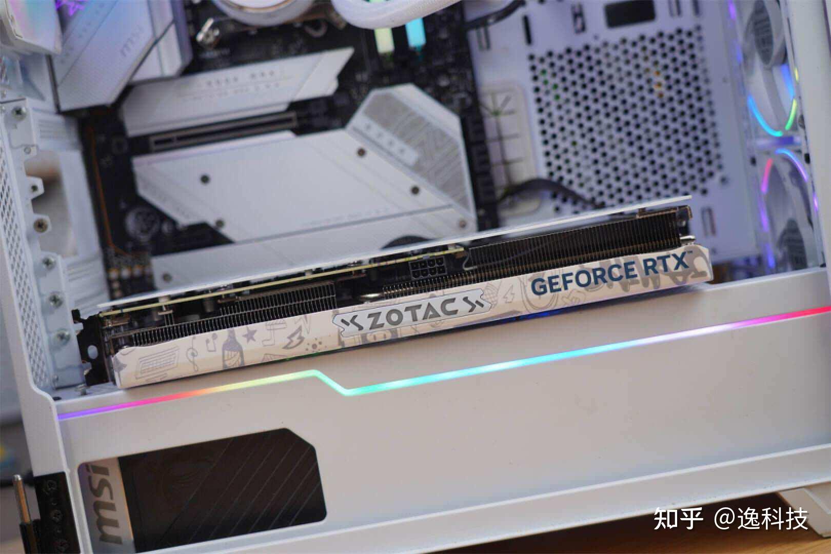 圣诞快乐！GTX 970显卡：外观尊贵，接口丰富，游戏更流畅  第3张