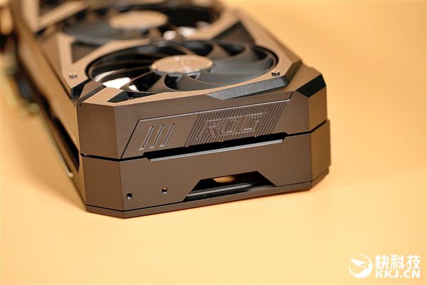 华硕战骑士GTX660Ti再度登场，游戏体验再升级  第1张