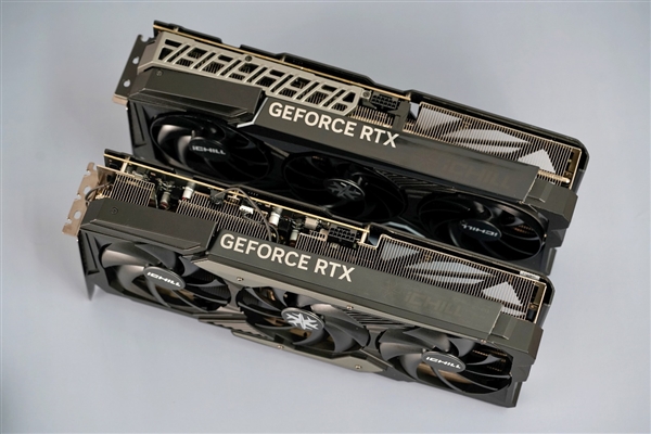 GTX670冰龙显卡：性能惊艳，外观炫酷，重量轻盈  第5张