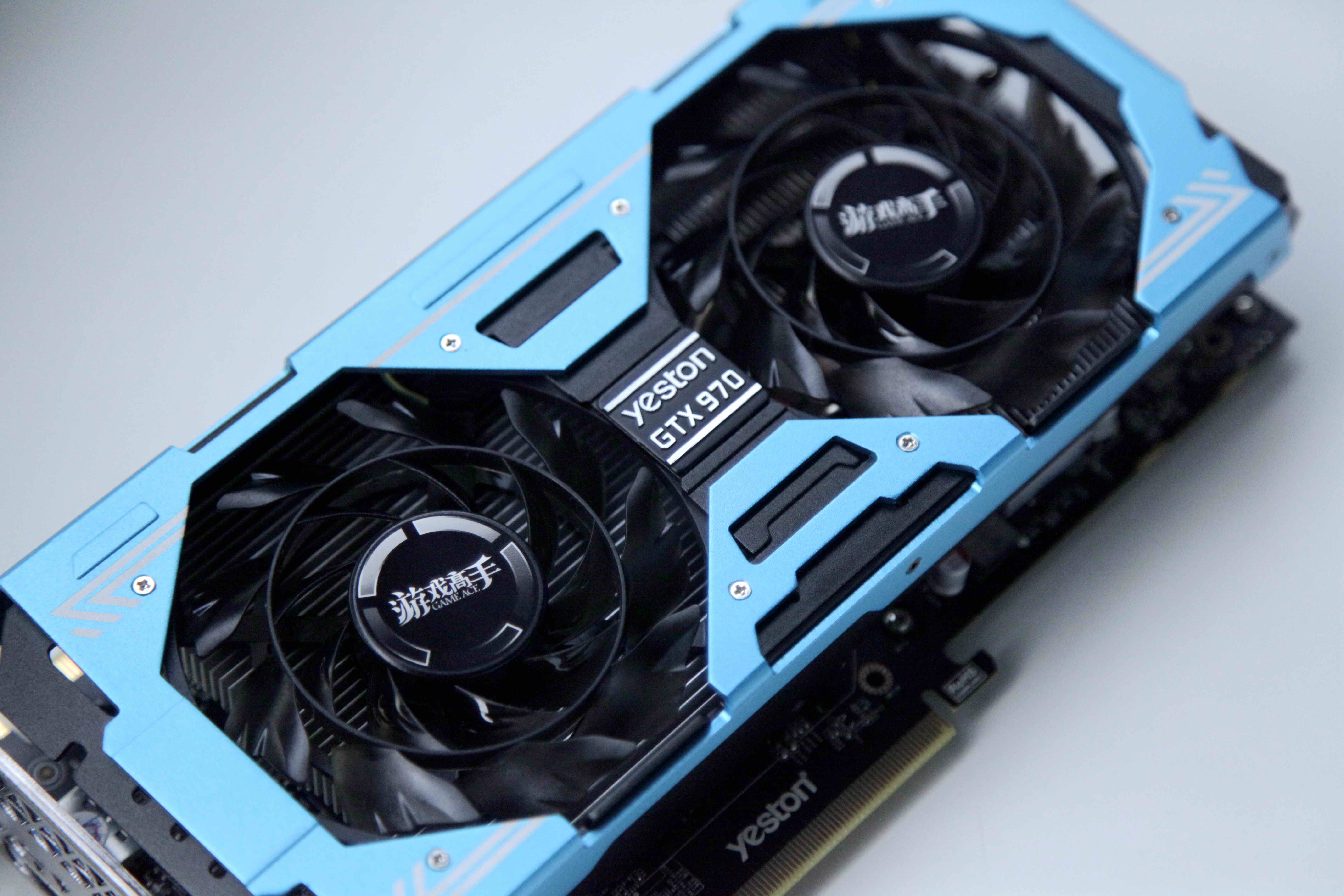 盈通GTX 960游戏高手：玩转显卡，畅享游戏乐趣  第1张