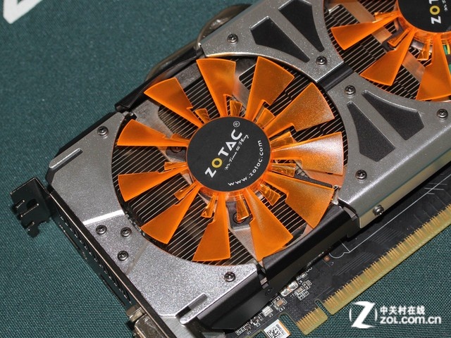 索泰GTX 970：散热高效，噪音低，游戏性能稳定  第5张