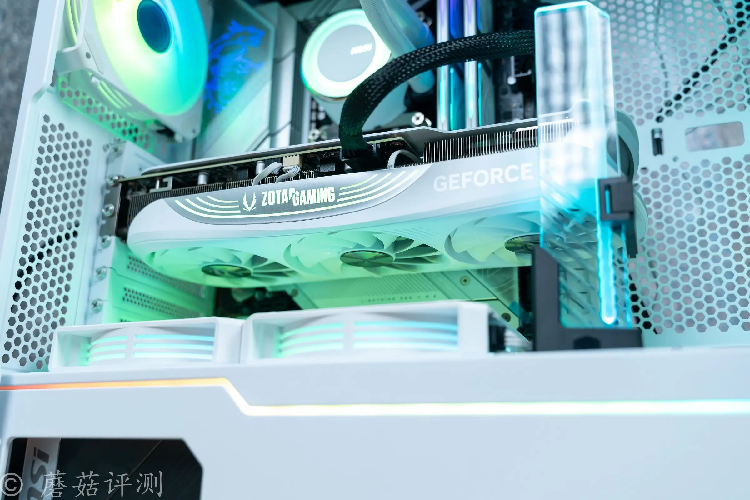 GTX 1080 Ti显卡：游戏逼真如现实，处理多任务更得心应手  第2张