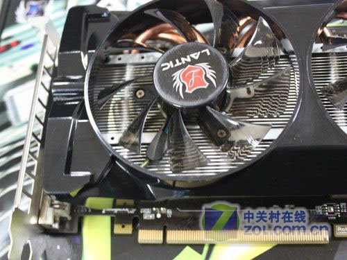 双路GTX 970显卡：高性能稳定运行，游戏体验再升级  第3张