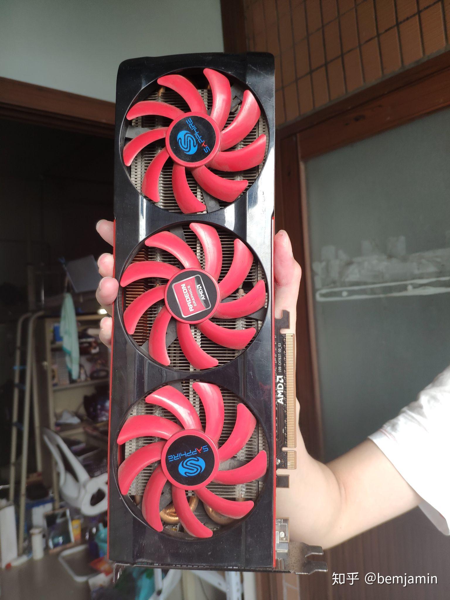 GTX 1080双卡交火：游戏性能暴涨，沉浸式体验秒杀单卡  第1张