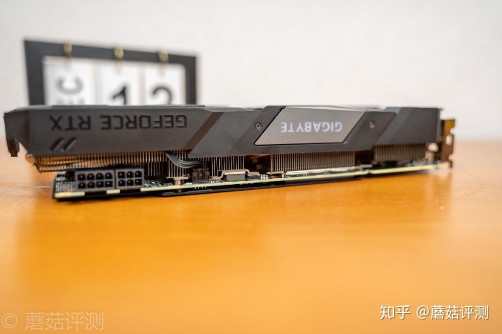 技嘉GTX960显卡插口大揭秘！稳定性高，性能爆表  第5张