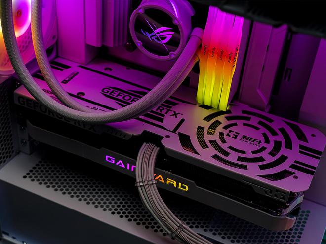 GTX980水冷直播：硬件传奇再现，散热新境界  第4张