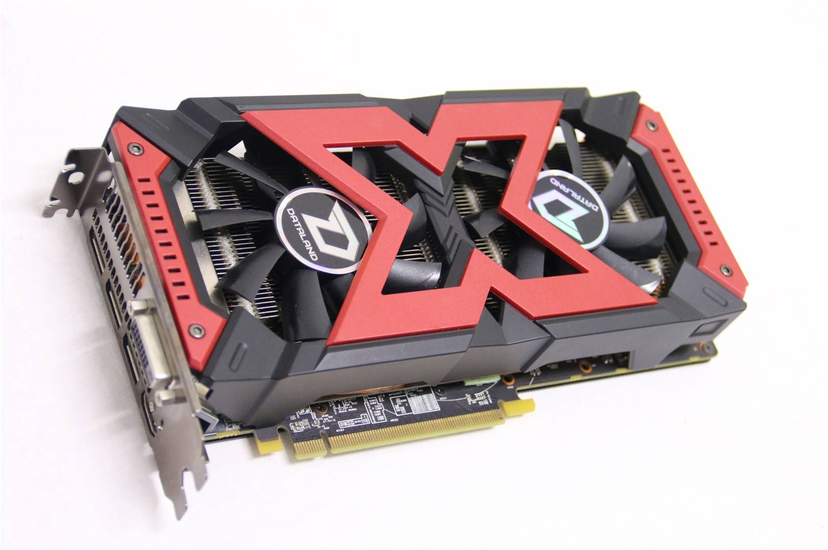 GTX 760显卡机箱选择指南：尺寸对比、散热关键  第4张