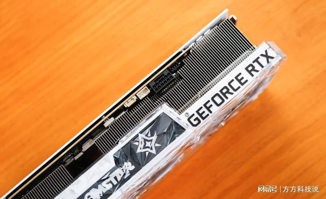 揭秘GTX560 ti真伪：拒绝假冒，体验极致游戏性能  第3张