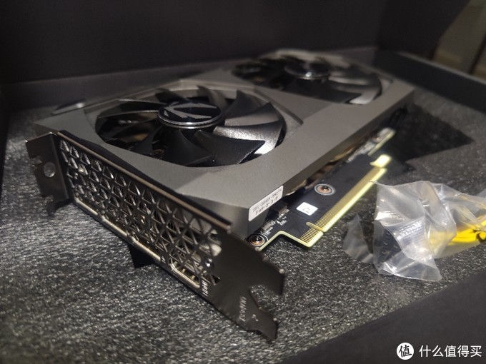 显卡大战：GTX 580 vs GTX 590，谁主沉浮？  第4张