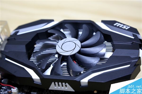 GTX 1080公版超频：游戏世界的巅峰体验  第4张