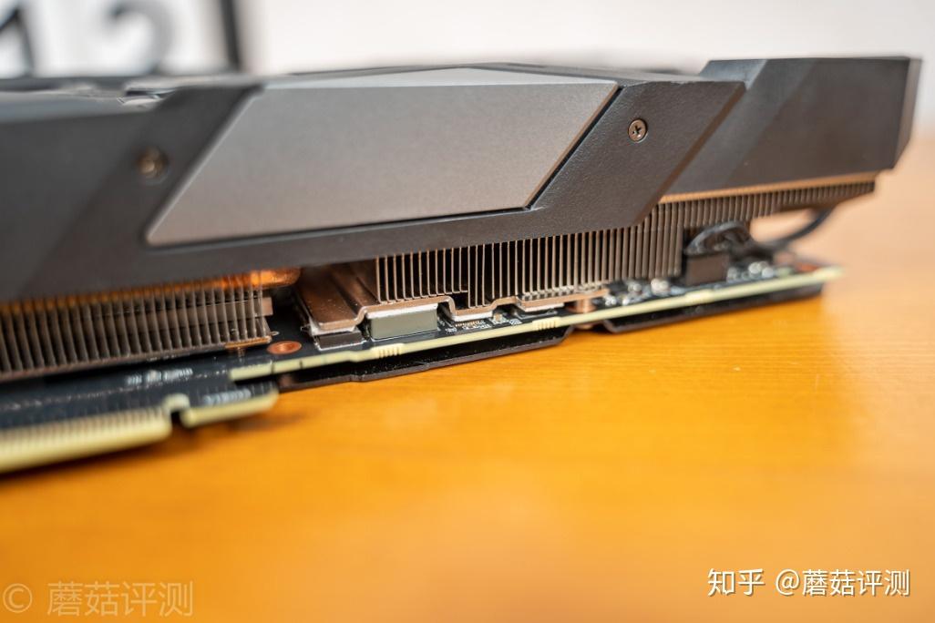 技嘉GTX960显卡：性能超群，HDMI接口究竟有几个？  第5张