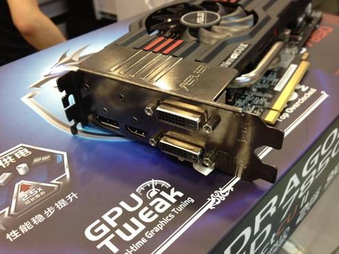 GTX 960公版供电口显卡：性能超群，散热出色，价格亲民  第5张