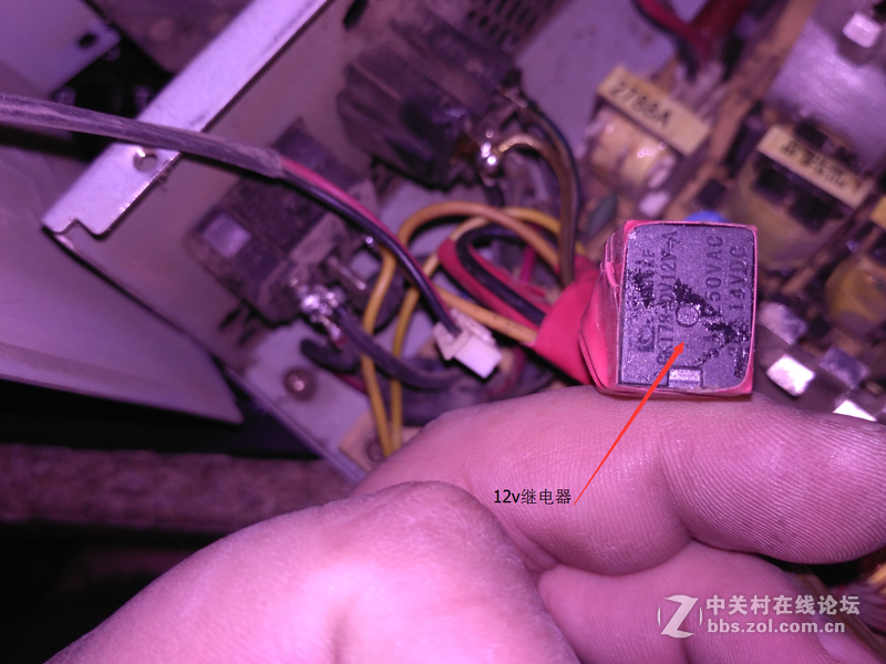 映众GTX760冰龙版显卡安装指南：轻松完成装配，畅享游戏及图像性能  第6张