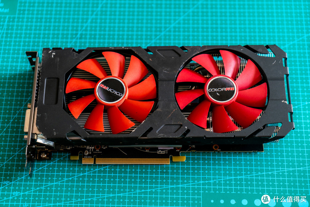 公版GTX 1070：游戏硬核利器，性能强劲散热出色  第5张