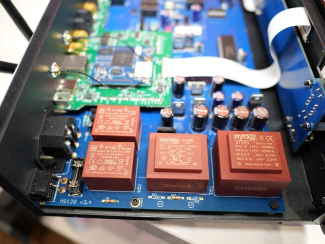 NVIDIA GTX970显卡电源接线详解：正确6pin连接方式及故障解决对策
