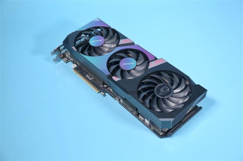 索泰GTX980非公版：性能狂潮引爆，散热静如处子