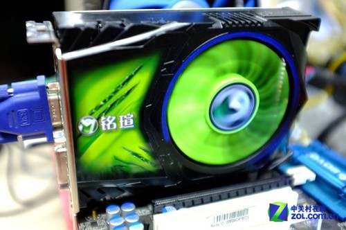 GTX 970显卡：赛车游戏的画质细节大揭秘  第2张