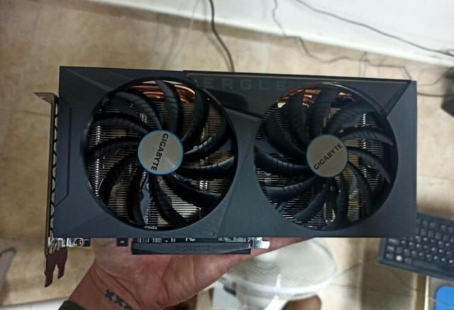 GTX760都弱爆了！我用了这款显卡，游戏体验直接飞升  第1张